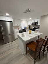 6832 W Fillmore St in Phoenix, AZ - Building Photo - Building Photo