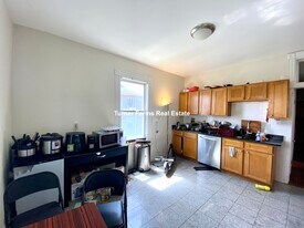 190 Highland St, Unit 2 in Boston, MA - Building Photo