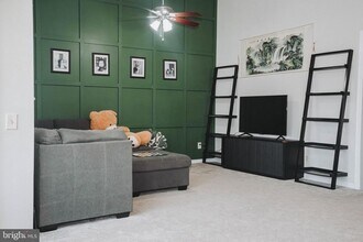 2830 Emma Lee St in Falls Church, VA - Building Photo - Building Photo