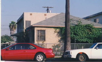 10954-10956 S Figueroa St Apartments