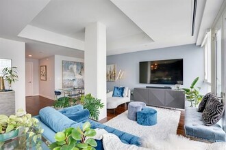 800 Ave at Port Imperial in Weehawken, NJ - Building Photo - Building Photo