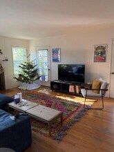 1746 Midvale Ave, Unit 2 in Los Angeles, CA - Building Photo - Building Photo