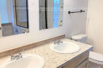 5223 W Wikieup Ln in Glendale, AZ - Foto de edificio - Building Photo