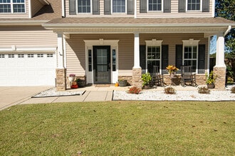 218 Maidstone Dr in Richlands, NC - Building Photo - Building Photo