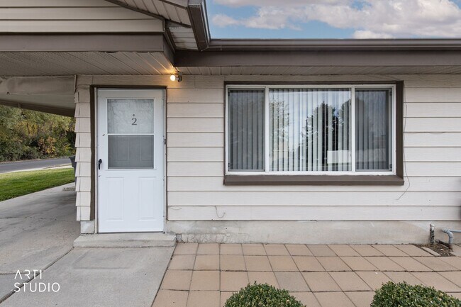 1061 W 10550 S in South Jordan, UT - Building Photo - Building Photo