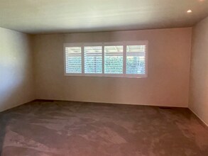 412 Woodrow Ave in Modesto, CA - Building Photo - Building Photo