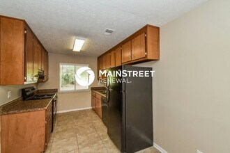 8152 Dunellen Ln in Jonesboro, GA - Building Photo - Building Photo