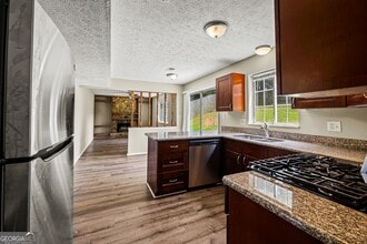 5100 Rockborough Trail NW in Norcross, GA - Building Photo - Building Photo