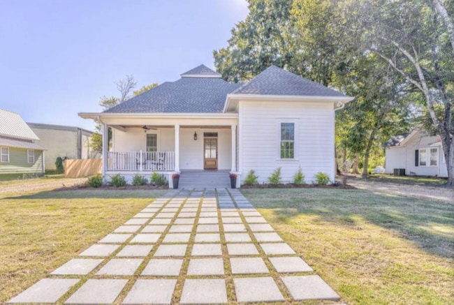 property at 412 2nd Ave