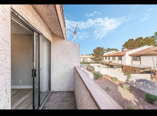 5264 Child Ct, Unit 88 in Las Vegas, NV - Foto de edificio - Building Photo