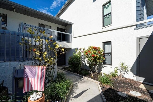 17458 Blueberry Hill Dr in Ft. Myers, FL - Foto de edificio - Building Photo