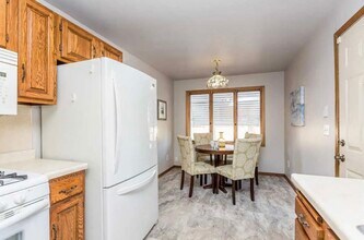1217 Reaney Ave E in St. Paul, MN - Building Photo - Building Photo