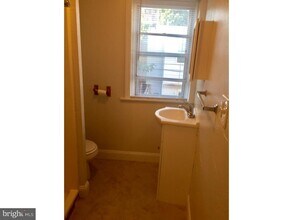 433 Cross St in Philadelphia, PA - Building Photo - Building Photo
