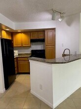 5737 Gatlin Ave in Orlando, FL - Building Photo - Building Photo
