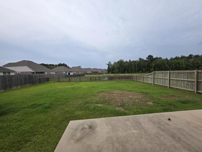 13290 Fowler Dr in Walker, LA - Building Photo - Building Photo