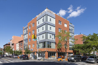 609 Myrtle Ave in Brooklyn, NY - Building Photo - Primary Photo