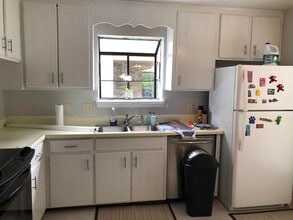 2333 Ryan Pl in Tallahassee, FL - Foto de edificio - Building Photo