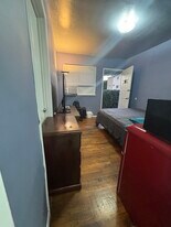 11053 1/2 Venice Blvd in Los Angeles, CA - Building Photo