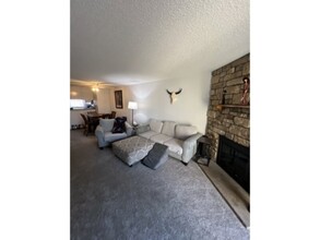 11863 E Kepner Dr in Aurora, CO - Building Photo - Building Photo