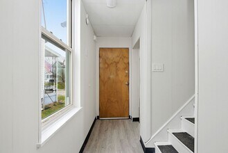 1944 Elm Ave in Cincinnati, OH - Building Photo - Building Photo