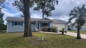 10881 SW 75th Ave in Ocala, FL - Building Photo