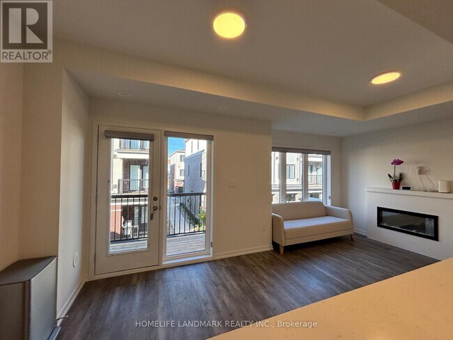 182 Matawin Ln in Richmond Hill, ON - Building Photo - Building Photo