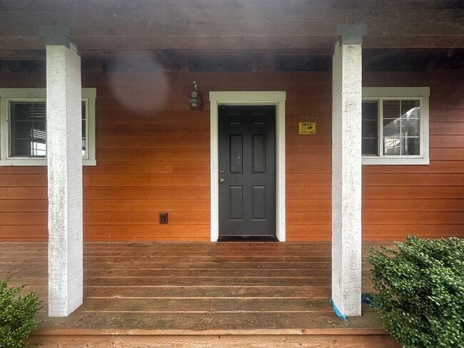 4645 NE Elliott Cir in Corvallis, OR - Building Photo - Building Photo