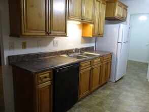 313 Somerset Dr in Fort Walton Beach, FL - Building Photo - Building Photo