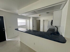 1065 Nomad Rd in Punta Gorda, FL - Building Photo - Building Photo