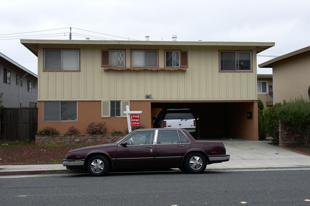 1758 S Grant St in San Mateo, CA - Building Photo