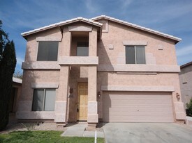 420 E Palomino Way in San Tan Valley, AZ - Building Photo