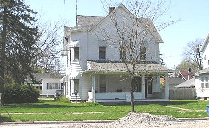 401 N Washington St in Van Wert, OH - Foto de edificio