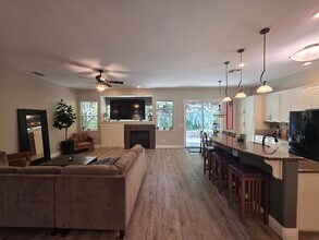 1332 Parsons Ct in Folsom, CA - Building Photo - Building Photo