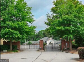 1331 Kingston Trail in Decatur, GA - Building Photo - Building Photo