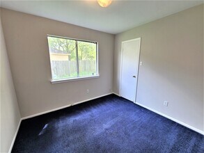 16022 Old River Rd in Channelview, TX - Building Photo - Building Photo