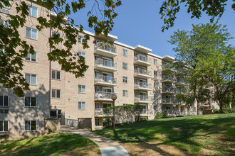 Gulph Mills Village Apartments in King of Prussia, PA - Building Photo - Building Photo