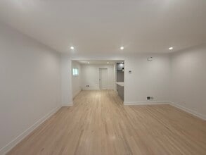 9304 S Justine St in Chicago, IL - Building Photo - Building Photo