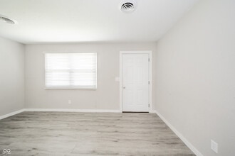 6461 W 300 S in Anderson, IN - Building Photo - Building Photo