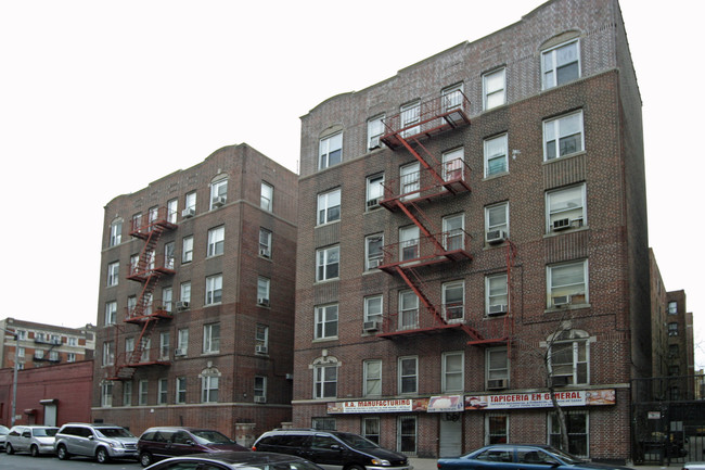 608-614 W 177th St in New York, NY - Building Photo - Building Photo