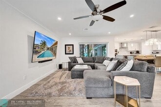 2710 NE 5th St in Pompano Beach, FL - Foto de edificio - Building Photo