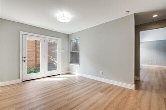 3217 Elizabeth St in Dallas, TX - Building Photo - Building Photo