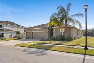 13557 Bee Tree Ct in Hudson, FL - Building Photo - Building Photo