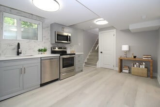 41 Beechwood Dr in Peterborough, ON - Building Photo - Building Photo