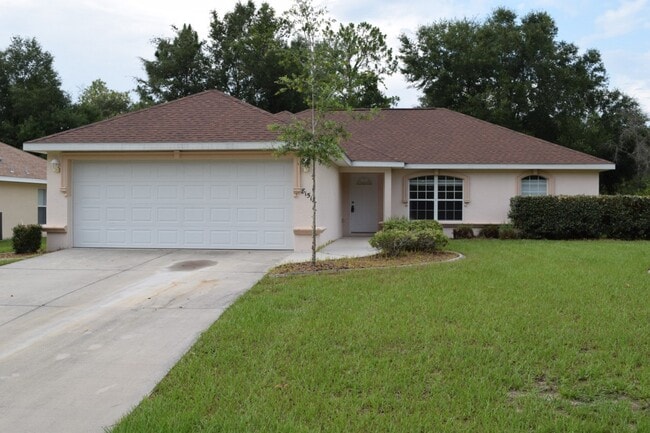 property at 8151 SW 128 Loop