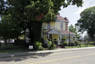 415 E Lafayette St in Jackson, TN - Building Photo - Building Photo