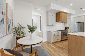 4330 Dickason Ave in Dallas, TX - Building Photo - Building Photo