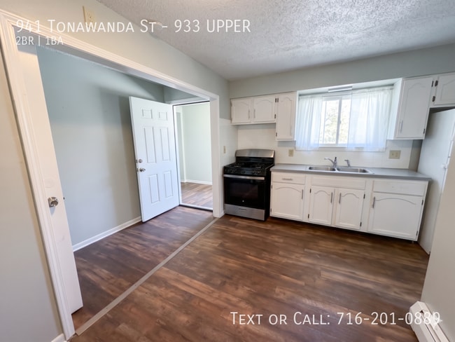 property at 941 Tonawanda St