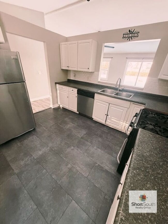 4034 Heathgate Dr in Lansing, MI - Building Photo - Building Photo