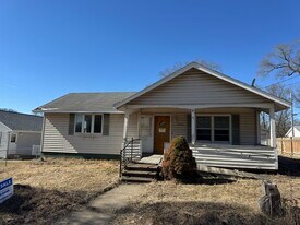 3307 Hoover Ave in Rockford, IL - Building Photo