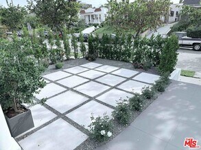 617 N Gower St in Los Angeles, CA - Building Photo - Building Photo